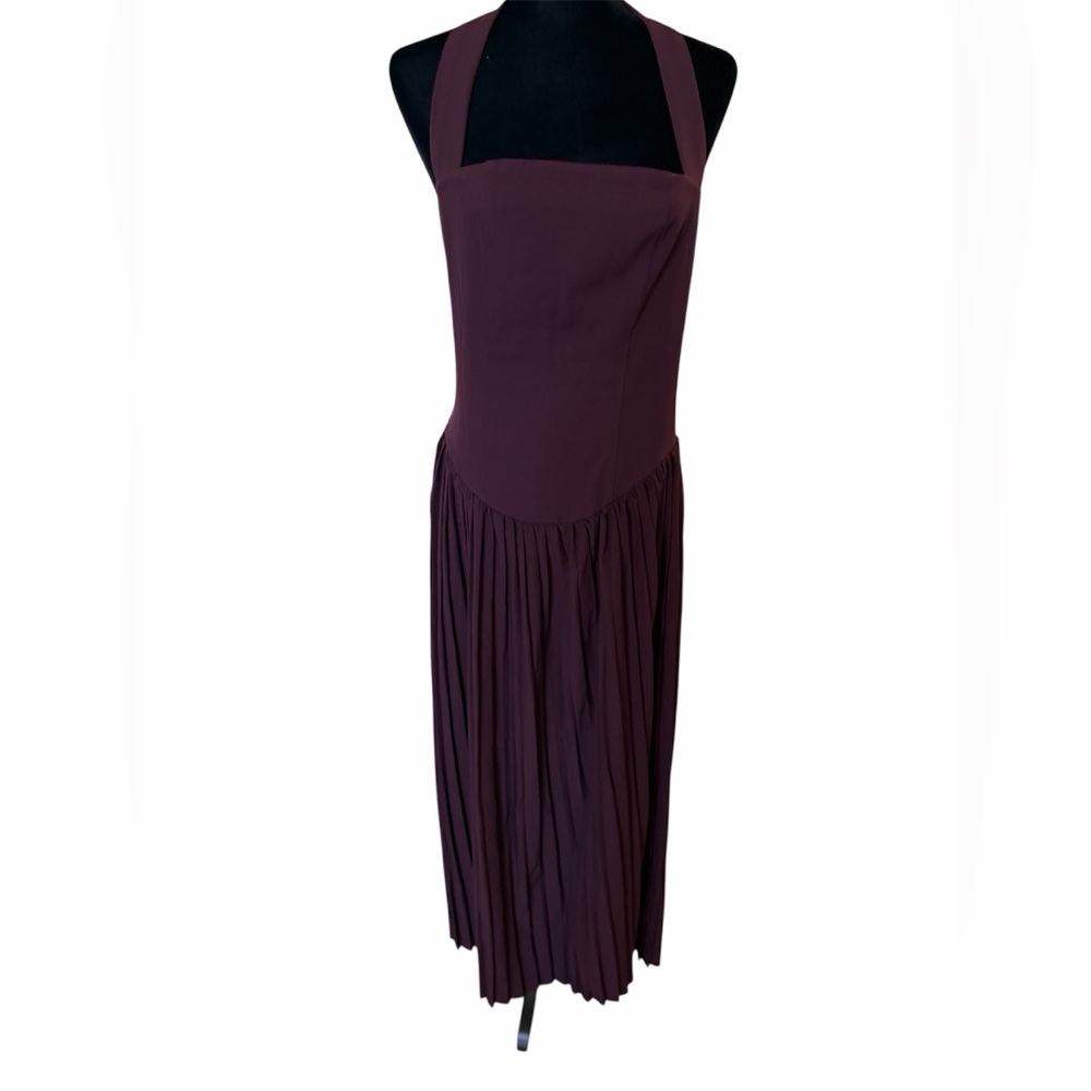 Burgundy pleated halter maxi dress - Picture 3 of 4